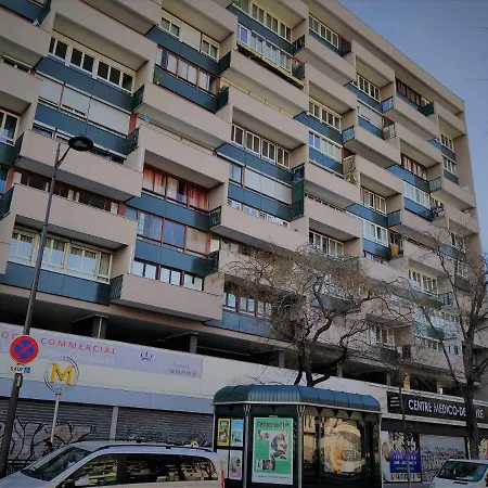 3 Pieces 75 M2 Balcon Cuisine Separee 巴黎